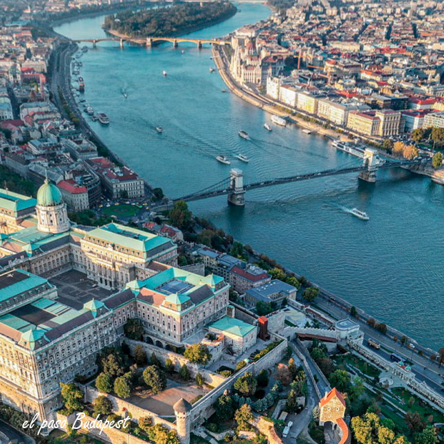 Vista de Budapest desde las alturas