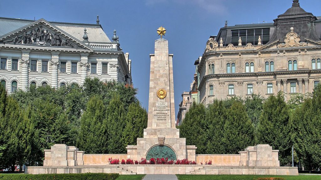 Plaza de la libertad Budapest Cosas qué hacer